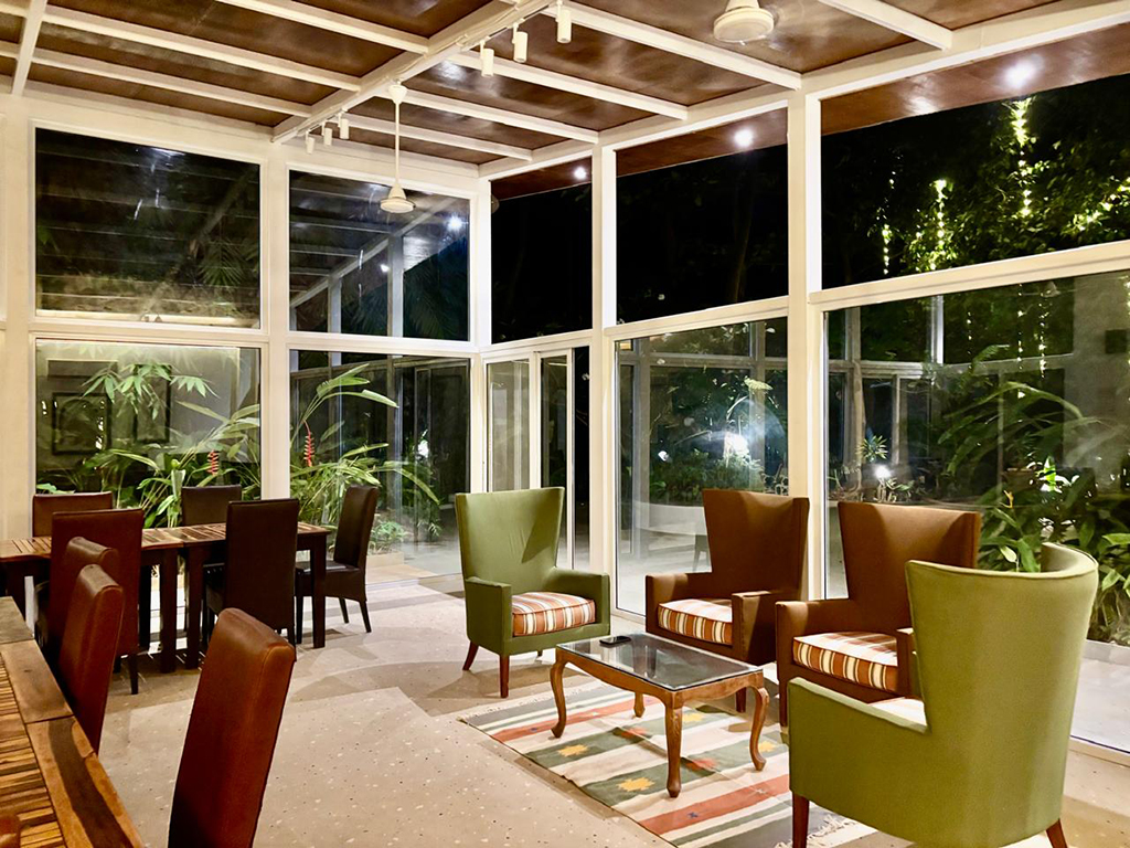 Dining area at Mango Baug Kihim holiday homes in Alibaug on rent.