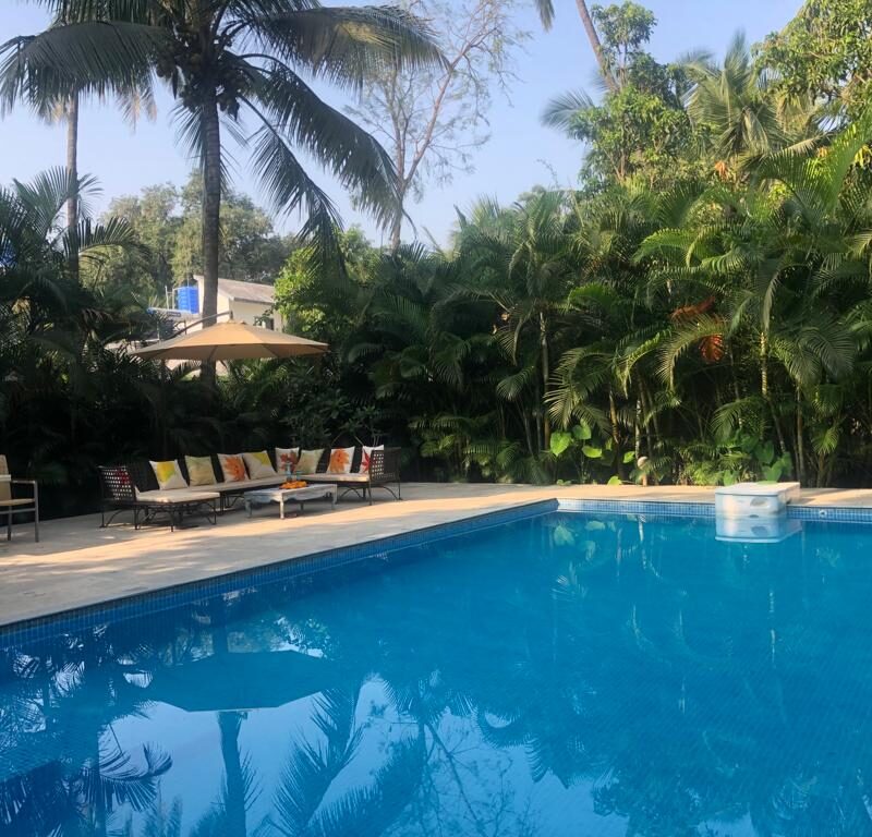 villas in alibaug with swimming pool